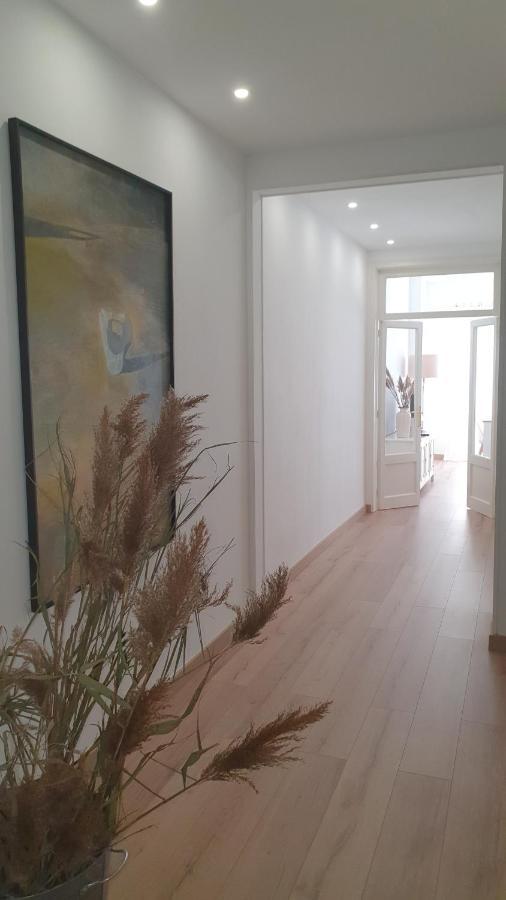 Apartamento Nuevo En Terrassa Centro Exterior foto